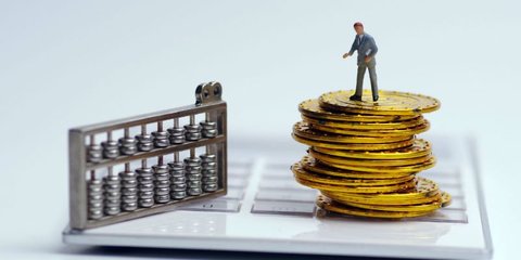 "專業基金買手"公募FOF增持純債債基 機構建議投資者多資產投資